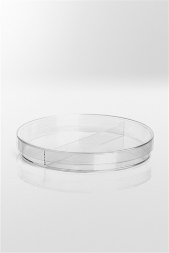 Petri dish PS, Ø92x14,2 mm, with 3 vents, half division, transparent (600 pcs)